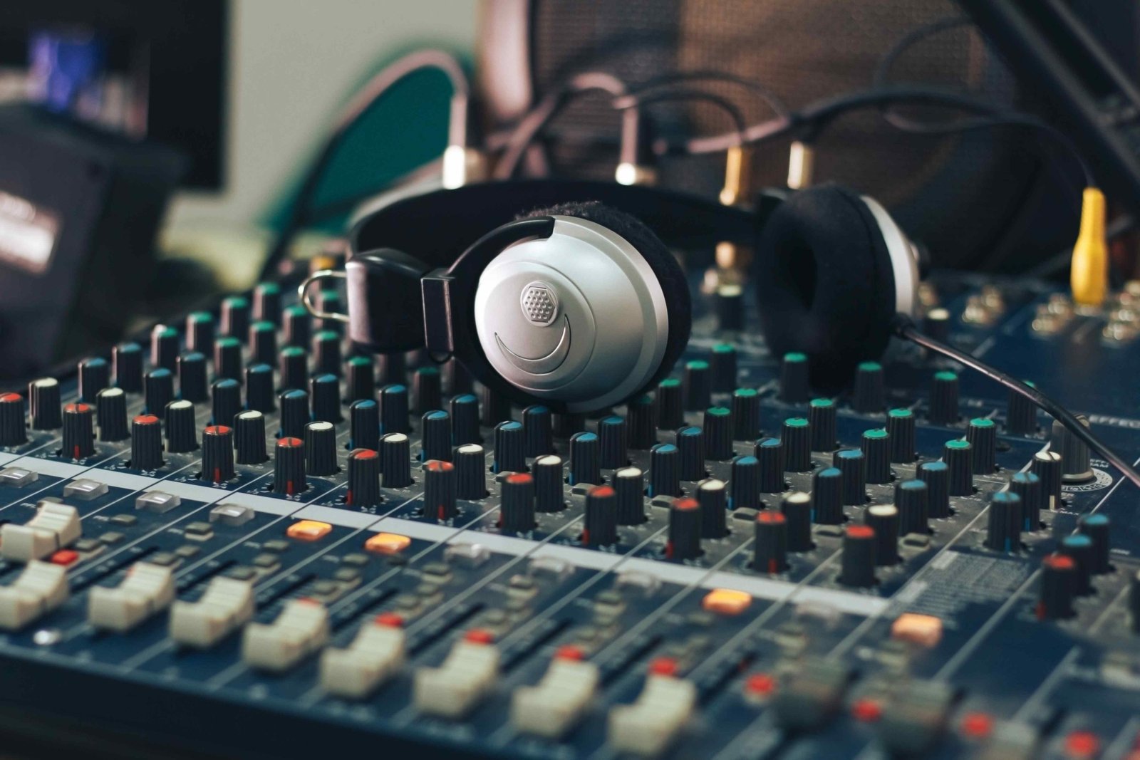 How To Find Samples From Songs Your Audio Fix How To Find Samples From Songs Your Audio Fix