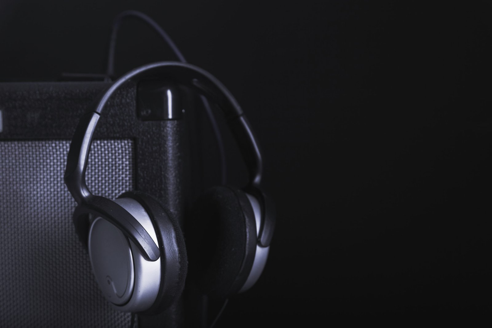 Mixing On Headphones Vs Speakers Your Audio Fix